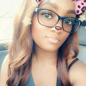 Meet your Posher, Shanee